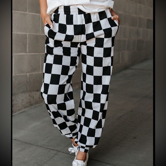 Ampersand Ave Checkered Joggers Black Jack - Picture 1 of 6